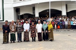 Hari Santri 2024, Gus Hans: Banyak Pesantren Belum Tersentuh Pemerintah