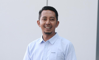 Meninggalkan Menara, Merawat Suara