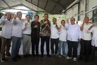 Menteri UMKM Maman dan Bupati Fawait Tinjau Mitra Tani 27, Contoh Sukses UMKM Holding di Jember