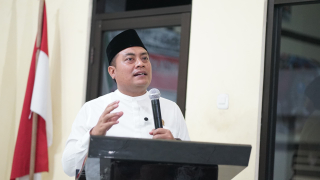 Anak Indonesia, di Tengah Pusaran Dunia Maya