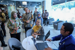 Menteri PAN RB Kunjungi MPP Siola dan Puskemas Tambakrejo Surabaya, Puji Transformasi Layanan Publik