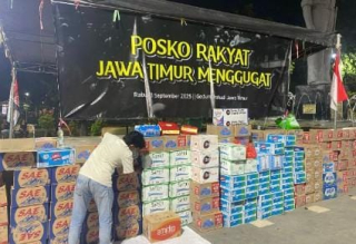 Pemakzulan Khofifah Disebut Tak Masuk Akal, Golkar Jatim Pasang Badan