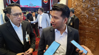 Tak Disangka, Ini Komentar Emil Dardak Terkait Rapat Paripurna DPRD Jatim yang Ditunda