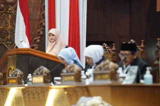 Banggar DPRD Jatim Soroti Proyeksi Pendapatan Daerah 2026, Berpotensi Turun 1,2 Persen