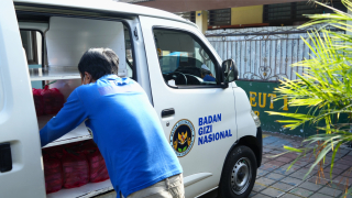 Viral Menu Kelapa Utuh, BGN Bekukan 9 Dapur MBG di Gresik