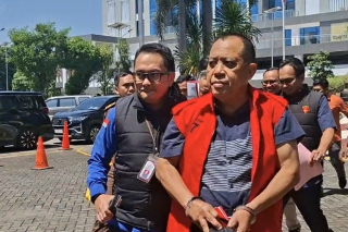 Kadis ESDM Jatim Aris Mukiyono Ditetapkan Tersangka Dugaan Korupsi Perizinan