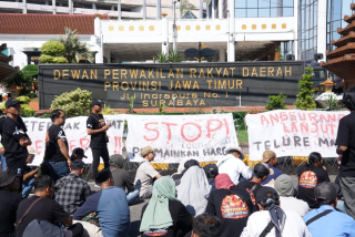 Harga Telur Anjlok, Pemprov Jatim Siapkan Perda Perlindungan Peternak Ayam