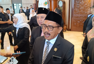 Ketua DPRD Jatim Disebut dalam Daftar Sony Sonjaya: Buktikan Saya Terlibat MBG, Ada Hadiahnya