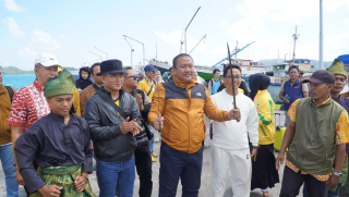 Golkar Jatim Turun Gunung ke Bawean, Ali Mufthi: Tak Boleh Ada Wilayah yang Dianaktirikan