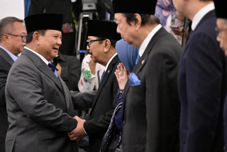Prabowo Lantik 26 Wantimpres, Ada Pakde Karwo hingga Dato’ Sri Tahir