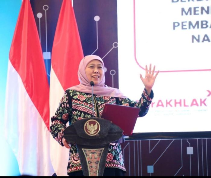 Khofifah Ajak Masyarakat Bijak Bermedsos Positif di Tahun Politik