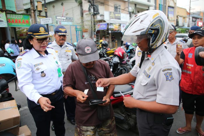 Dishub Surabaya Tertibkan Jukir Liar Kawasan Wisata Kota Lama, Masyarakat Diimbau Lakukan Hal Ini