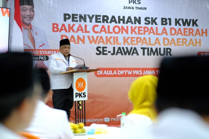 Serahkan 7 SK B KWK, Ketua PKS Jatim: Siap All Out Raih Kemenangan Berkah dan Bermartabat