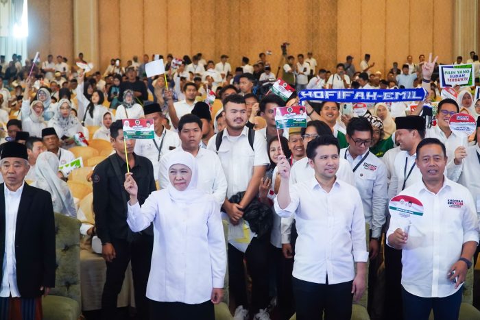 Khofifah dan Emil menggelar Rapat Koordinasi (Rakor) Tim Pemenangan di Empire Palace Surabaya, Sabtu (5/10/2024).