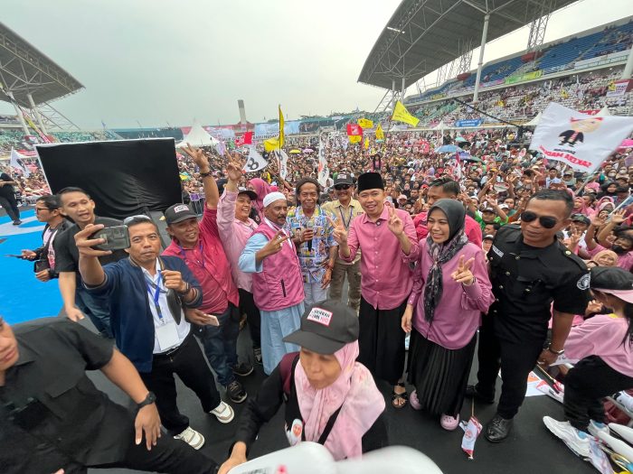 Pesan Gus Fawait saat Kampanye Akbar Khofifah-Emil di Jember