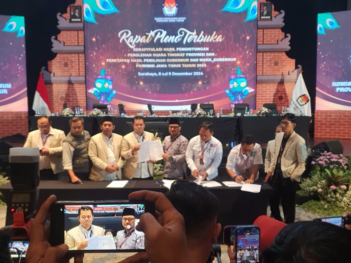 Khofifah-Emil Raih 12.192.165 Suara Hasil Rekapitulasi KPU Jatim