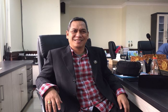 Komisi D DPRD Surabaya Usul Skema Beasiswa untuk Siswa SMP Swasta