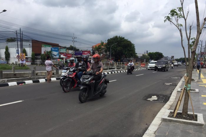 Pelebaran Jalan Menganti Lidah Wetan Signifikan Urai Kemacetan, Dilanjut Sampai Perbatasan Gresik