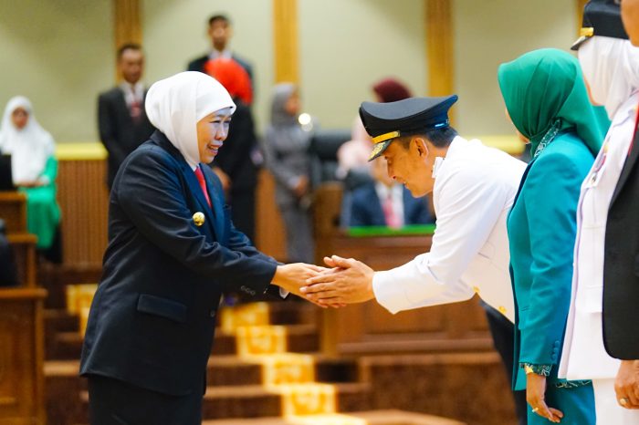 Hadiri Sertijab Bupati - Wakil Bupati Bojonegoro, Gubernur Khofifah Pesan Maksimal 6 Bulan RPJMD Selesei dan Susun Program Quick Win