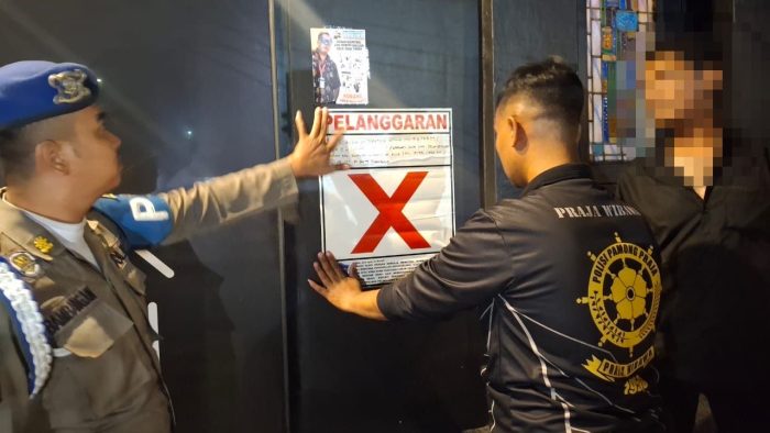 Satpol PP Surabaya Tindak Dua RHU Penjual Miras di Bulan Ramadan