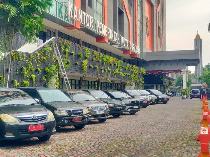 ASN Pemkot Surabaya Wajib Parkir Mobil Dinas Sebelum Idulfitri 2025, Kecuali Kendaraan Operasional