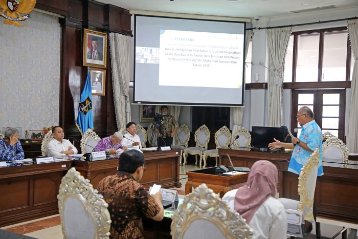 7 Pejabat Adu Visi-Misi Lelang Jabatan Pemkot Surabaya di Hari Pertama, Wali Kota Eri Cahyadi Tekankan Transparansi