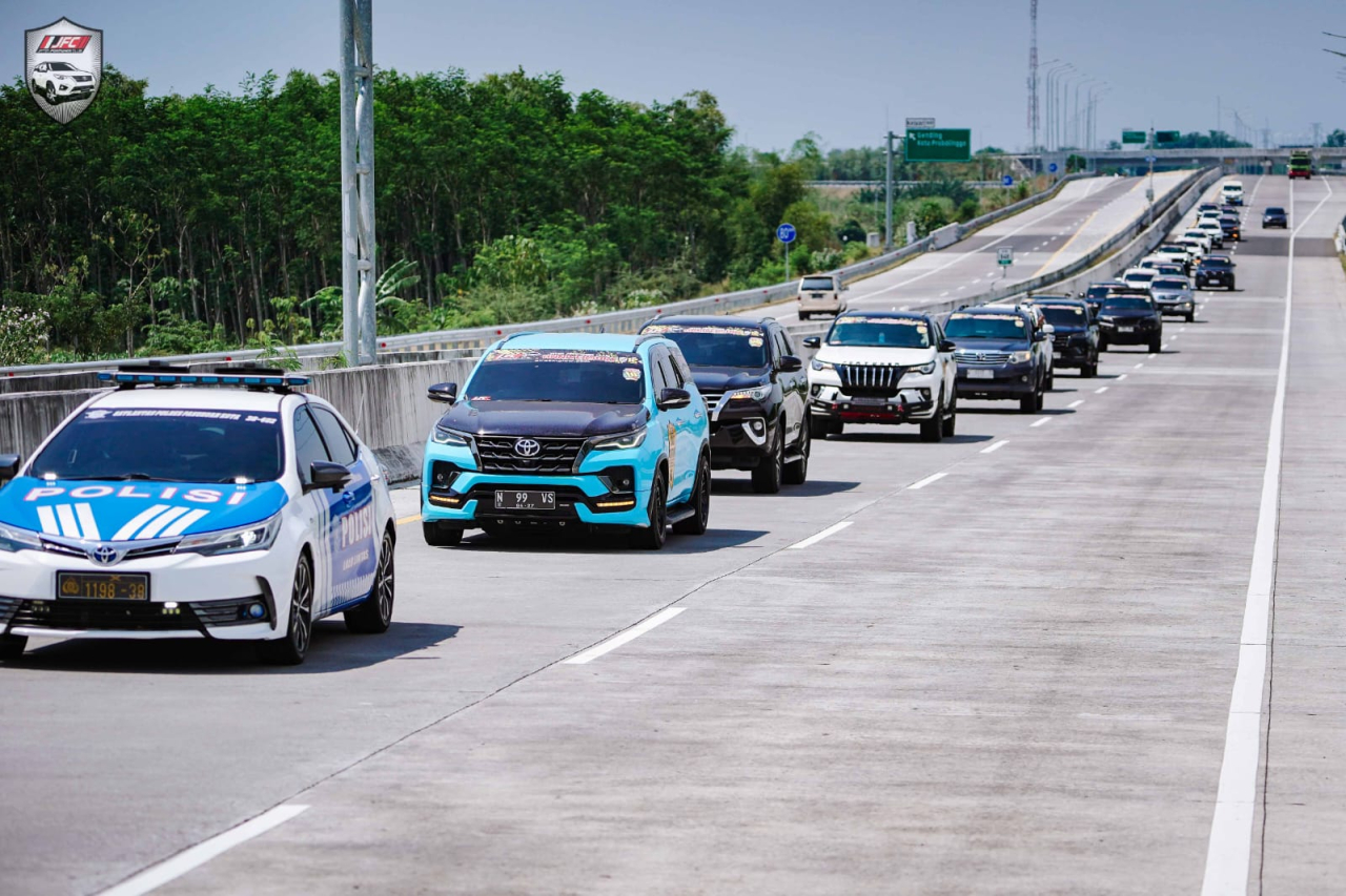 Anniversary ke-12 Jatim Fortuner Club (JFC). (Foto Yusuf for Lingkaran.net)