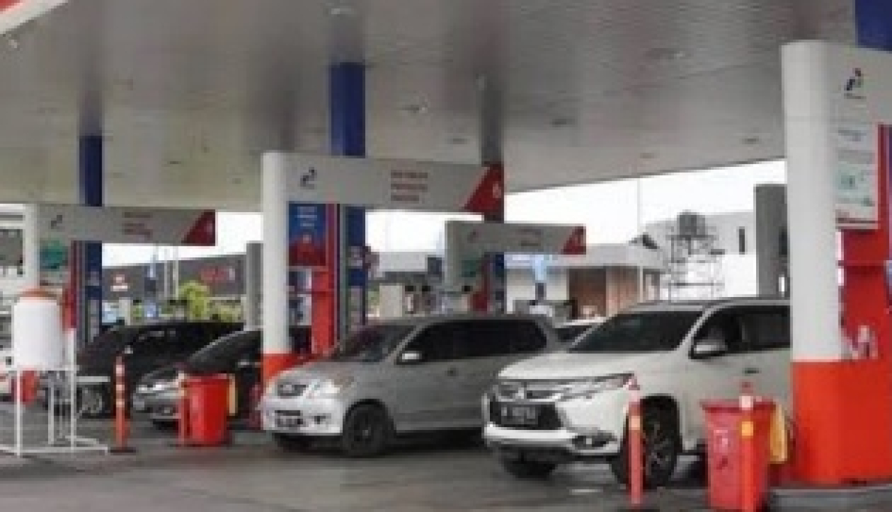 Swasta Impor BBM Harus Melalui Pertamina, Pengamat Ekonomi Sentil Pemerintah