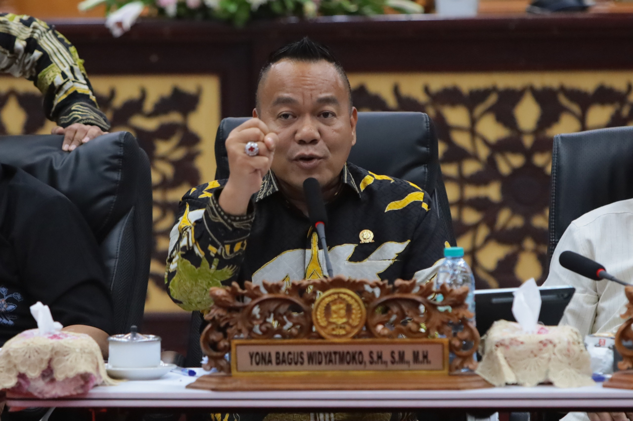 Ketua Komisi A DPRD Kota Surabaya Yona Bagus Widyatmoko