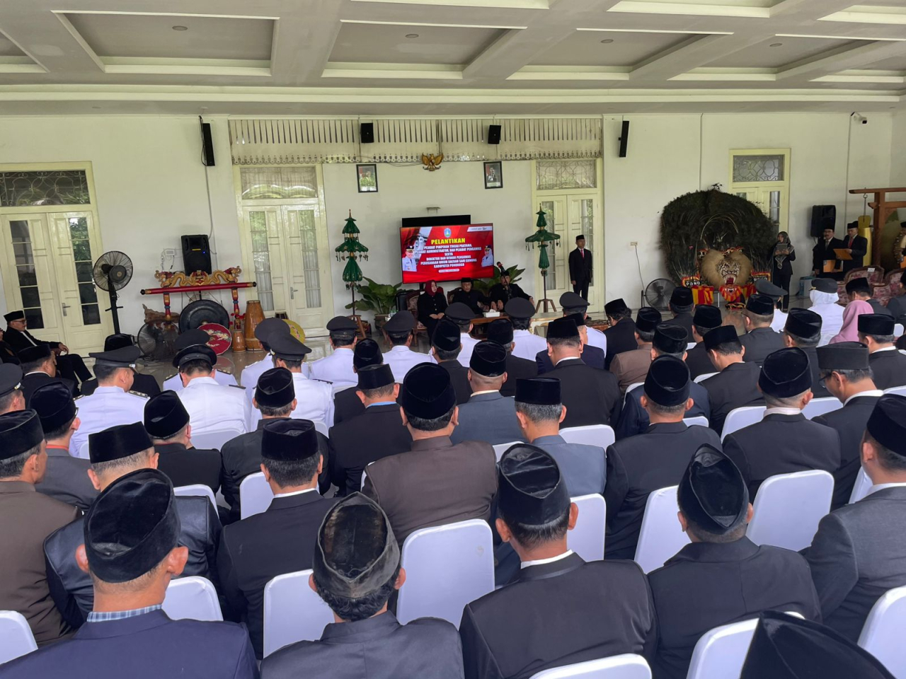 Suasana mutasi pejabat di Pemkab Ponorogo, Junat (7/11/2025).
