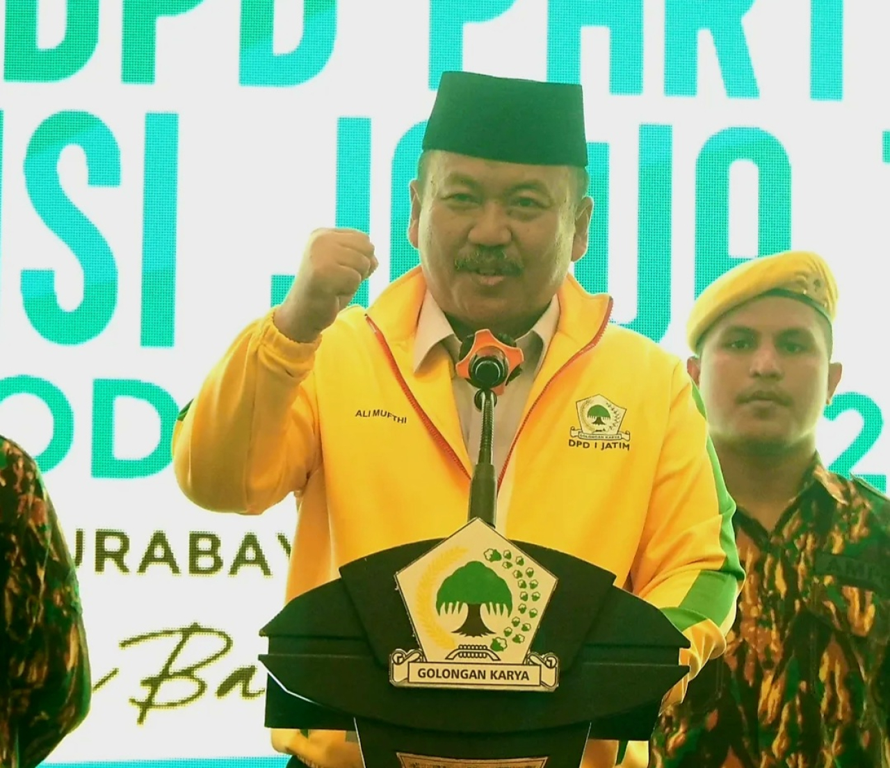 Ketua DPD Golkar Jatim Ali Mufthi