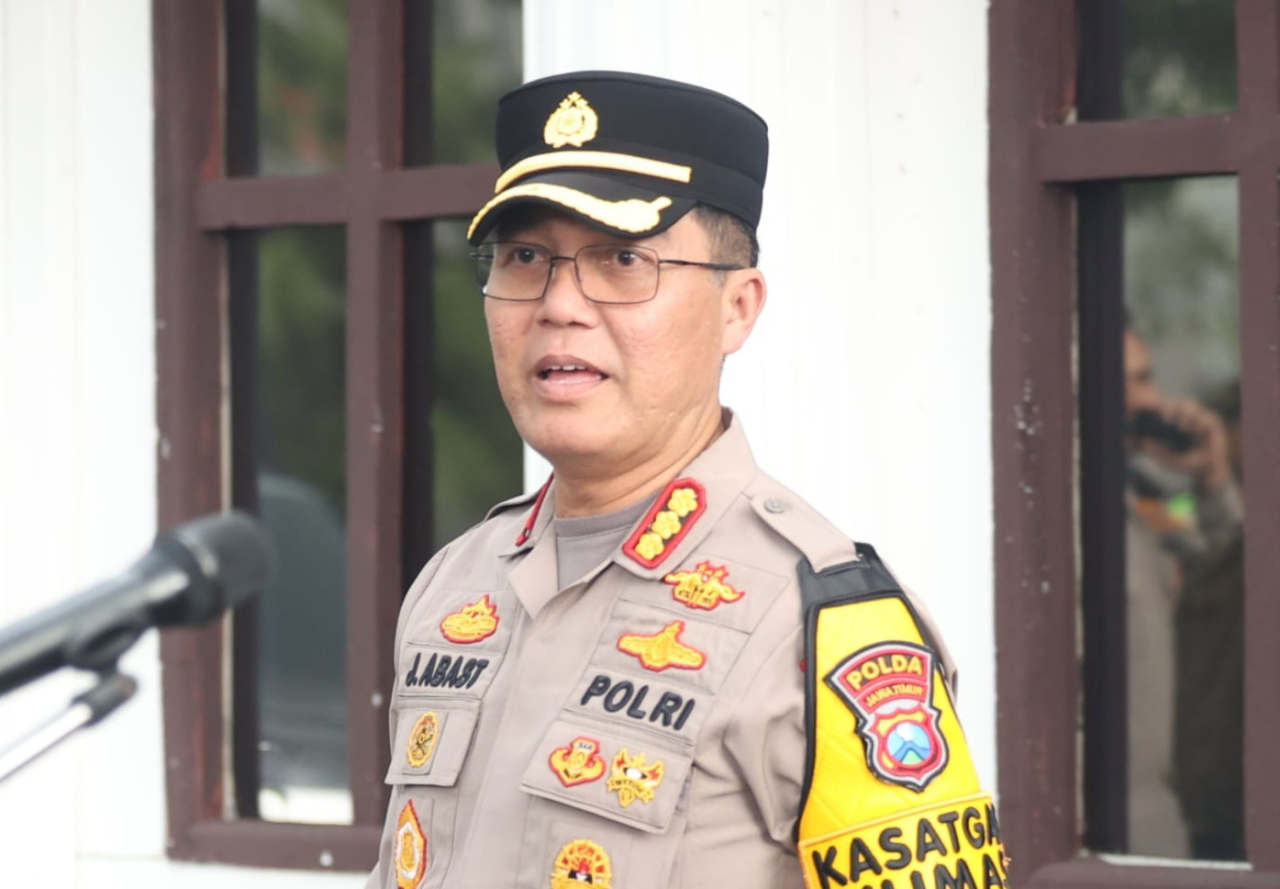 Kabid Humas Polda Jatim sekaligus Kasatgas Humas Operasi Ketupat Semeru 2026, Kombes Pol Jules Abraham Abast.