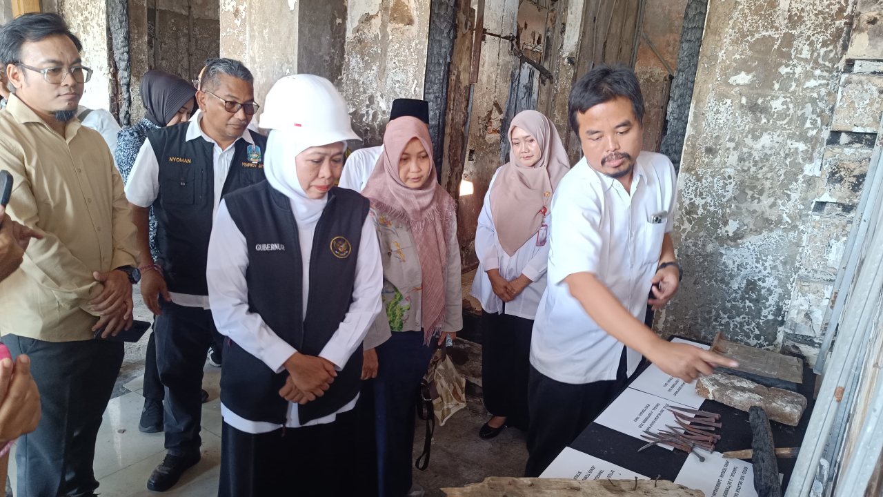 Pemugaran Bangunan Sayap Barat Gedung Grahadi.