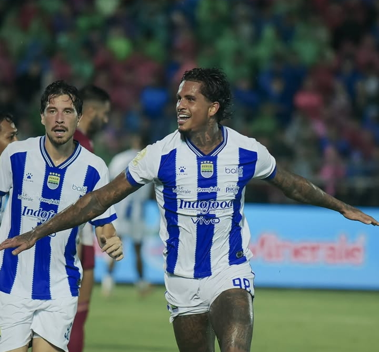 Selebrasi striker Persib, Ramon Tanque usai bikin gol ke gawang Semen Padang/Tangkapan layar Instagram Persib