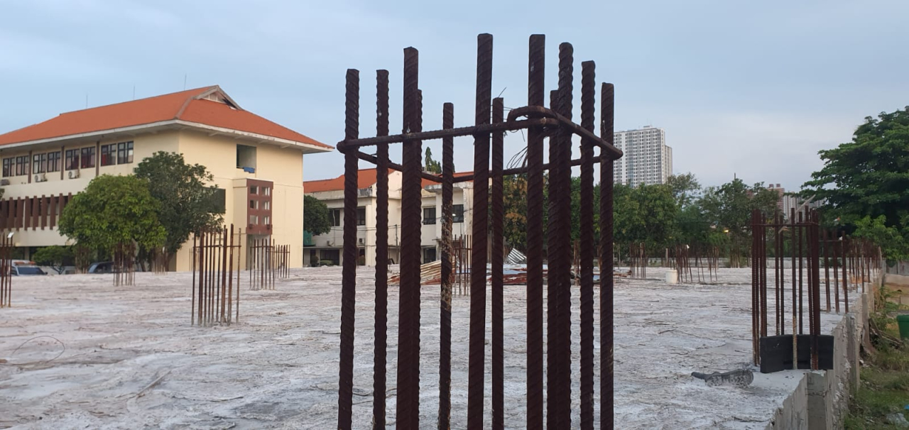 Kondisi proyek Gedung Farmasi Dinkes Jatim