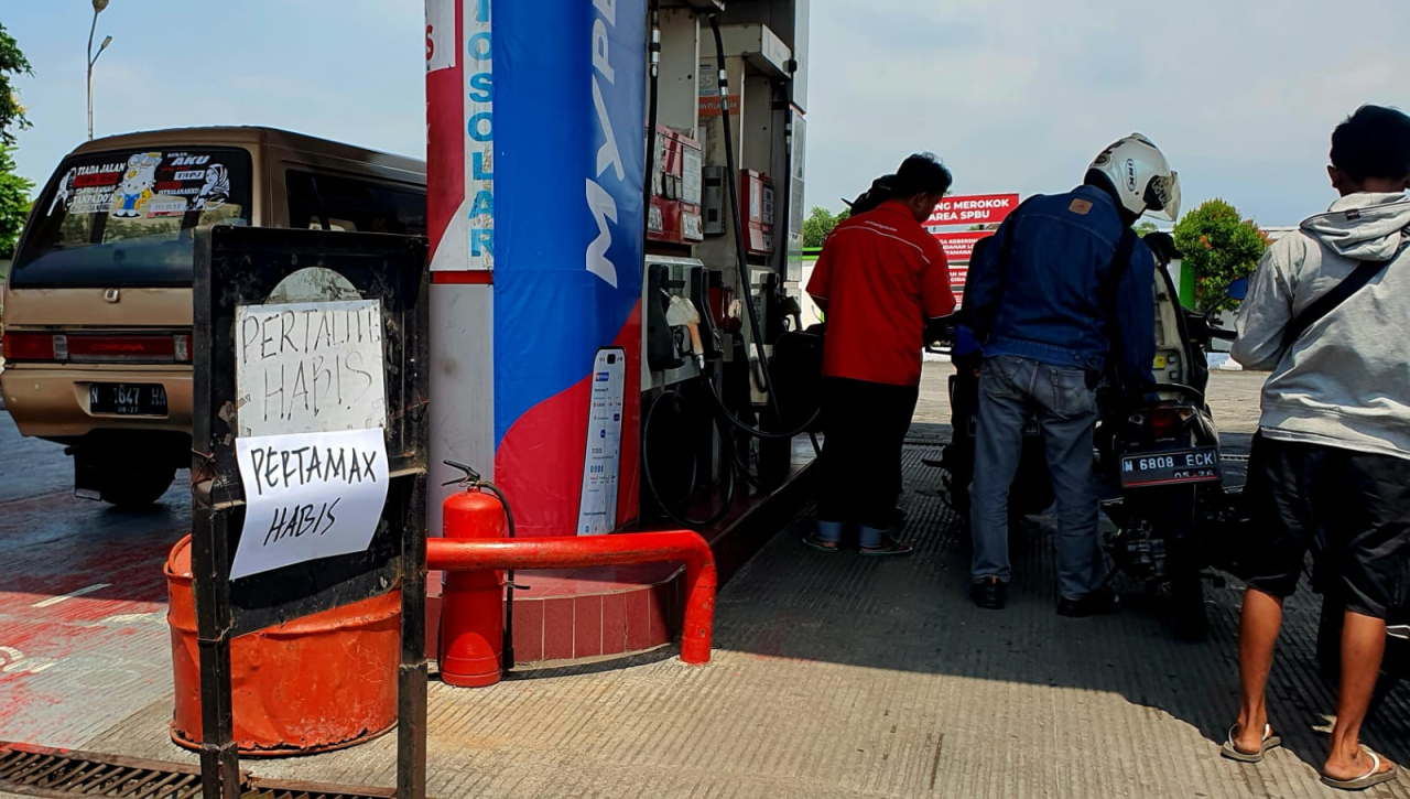 SPBU Pertamina 54.671.39 yang terletak di Jl. Raya Malang - Pasuruan No.216, Jewo, Sengonagun, Kec. Purwosari, Pasuruan umumkan Pertamax habis, Rabu (1/4/2026).  