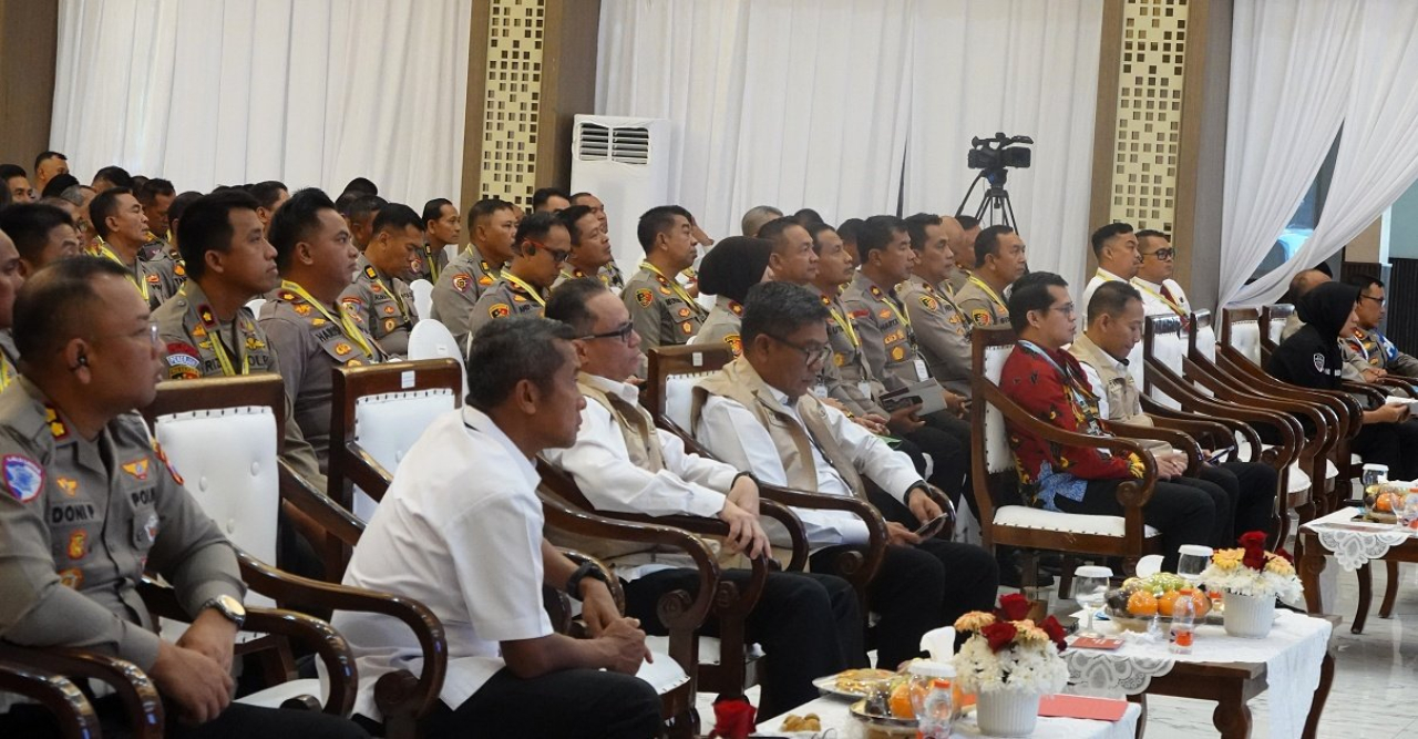 KPK menggelar Pelatihan Integritas dan Antikorupsi bagi 239 personel Polda Jatim di Gedung Mahameru, Surabaya.