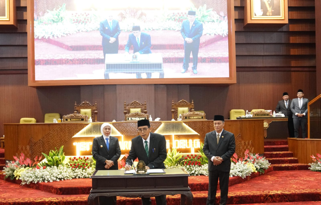 Fraksi DPRD Jatim Kompak Kritik BUMD dan Ketimpangan Pembangunan dalam LKPJ Gubernur 2025