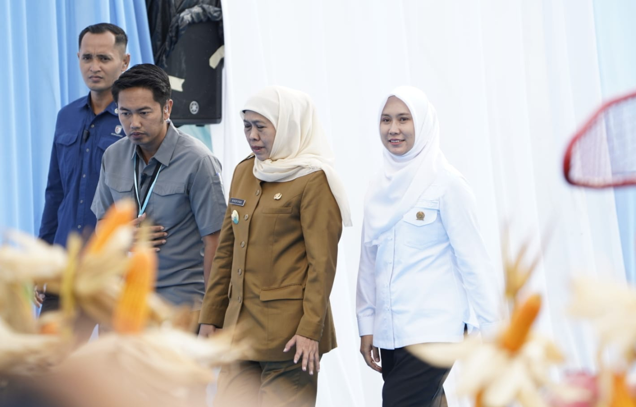 Wakil Ketua DPRD Jawa Timur Sri Wahyuni menghadiri Panen Raya Jagung Serentak Kuartal II Tahun 2026 bersama Presiden RI Prabowo Subianto di Desa Tuwiri Wetan, Kecamatan Merakurak, Kabupaten Tuban, Sabtu (16/5/2026).