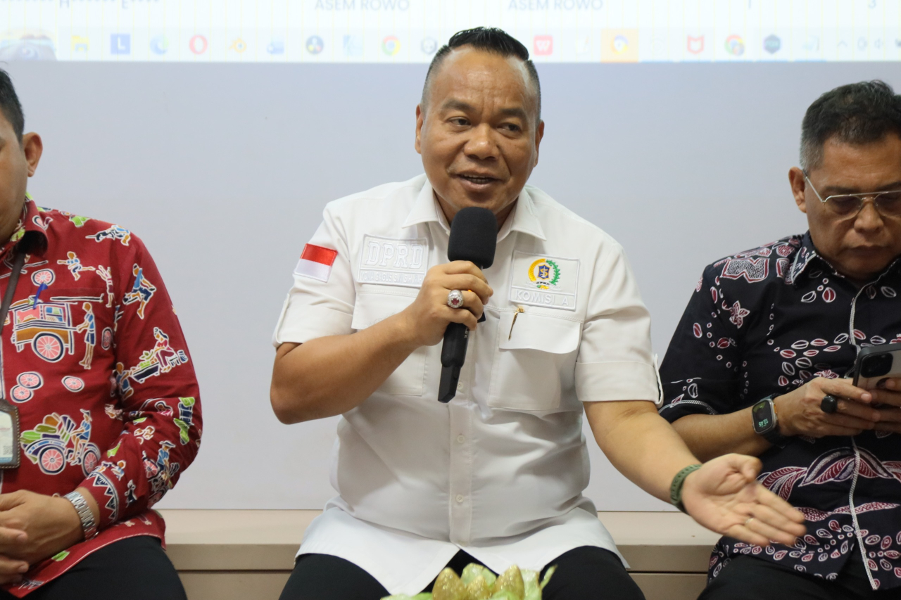Ketua Komisi A DPRD Kota Surabaya Yona Bagus Widyatmoko