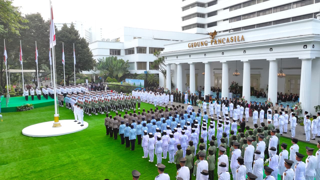 Upacara Peringatan Hari Lahir Pancasila tahun 2026 digelar di Gedung Pancasila, Kementerian Luar Negeri, Jakarta, pada Senin, 1 Juni 2026. (BPMI Setpres)