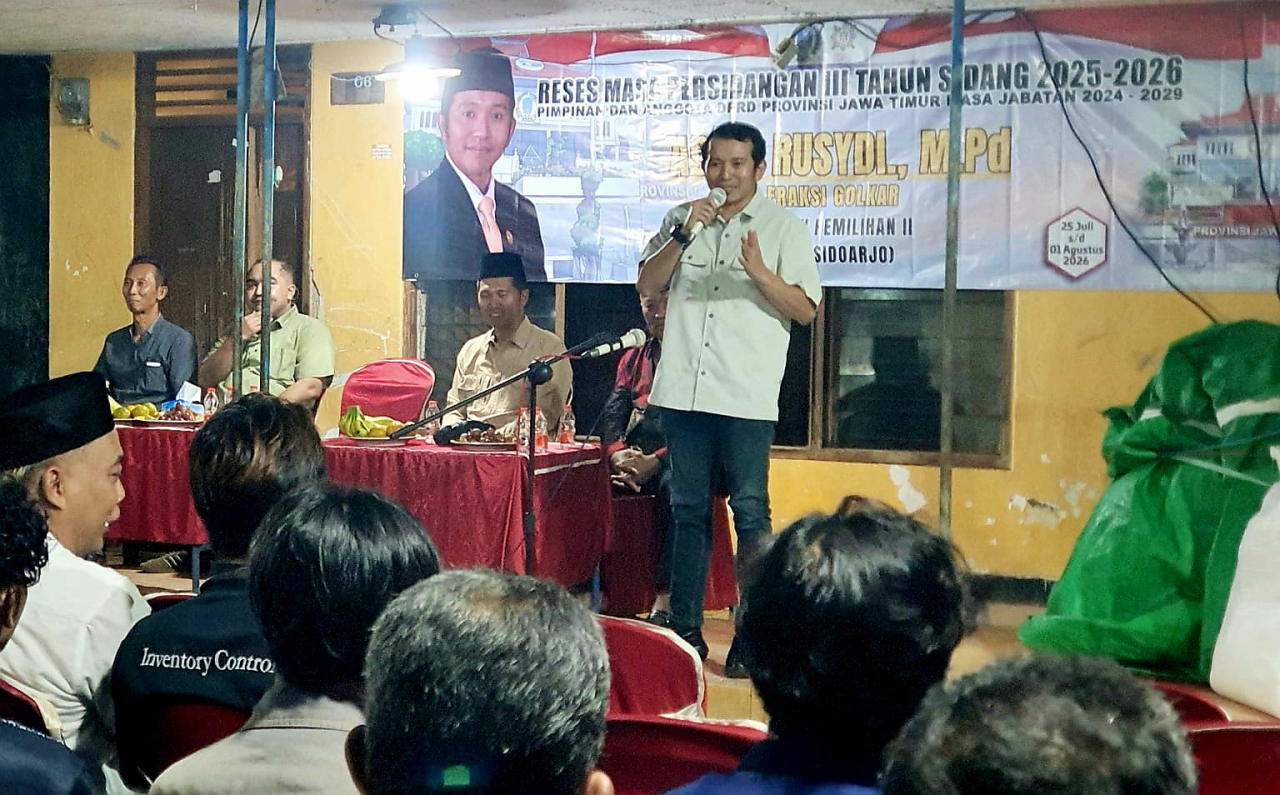 Adam Rusydi, Ketua Komisi C DPRD Jatim saat menggelar reses di Desa Bakung Temenggungan, Kecamatan Balongbendo, Rabu (29/7/2026).
