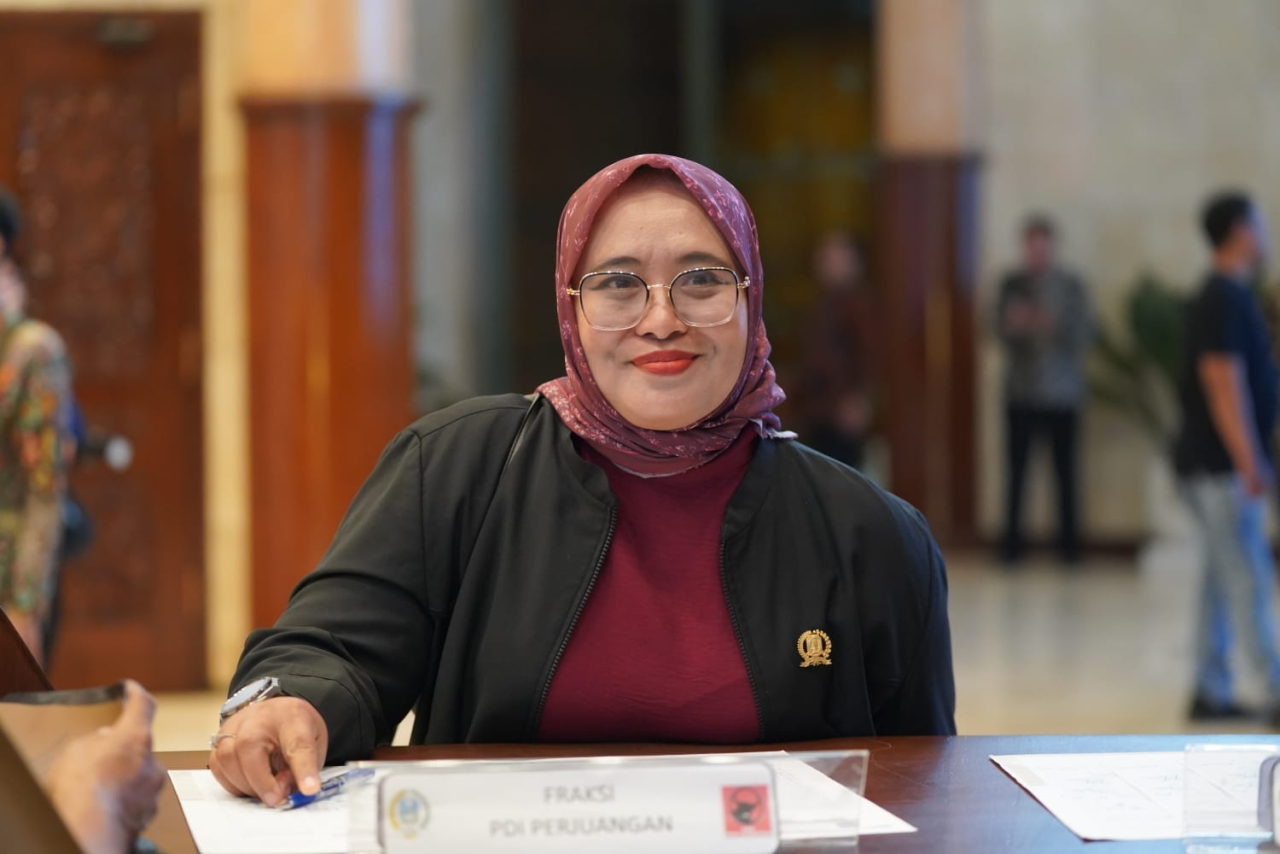 Erma Susanti, juru bicara Fraksi PDIP DPRD Jatim