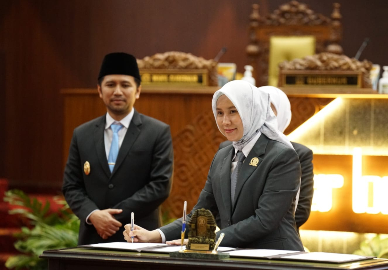 Sri Wahyuni, Wakil Ketua DPRD Jatim