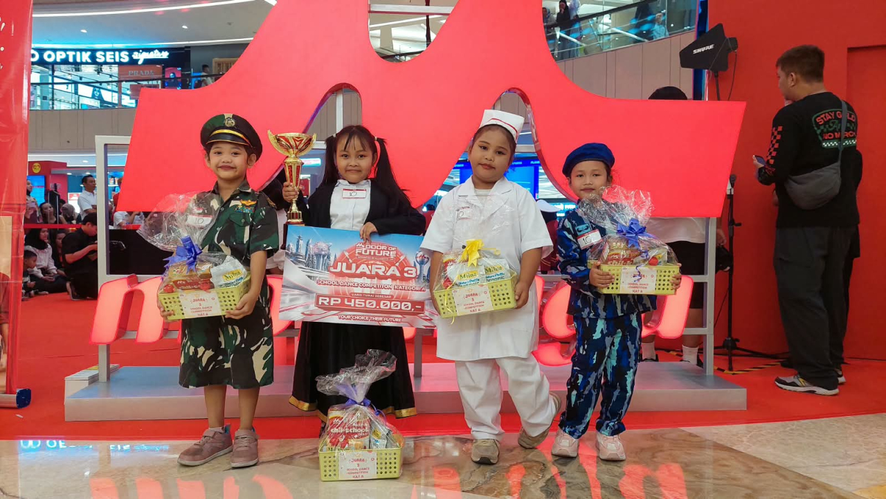 Para siswa TK Mojo Indah yang berhasil menyabet 2 juara di Morinaga Dance Competition. (Foto: Ist)