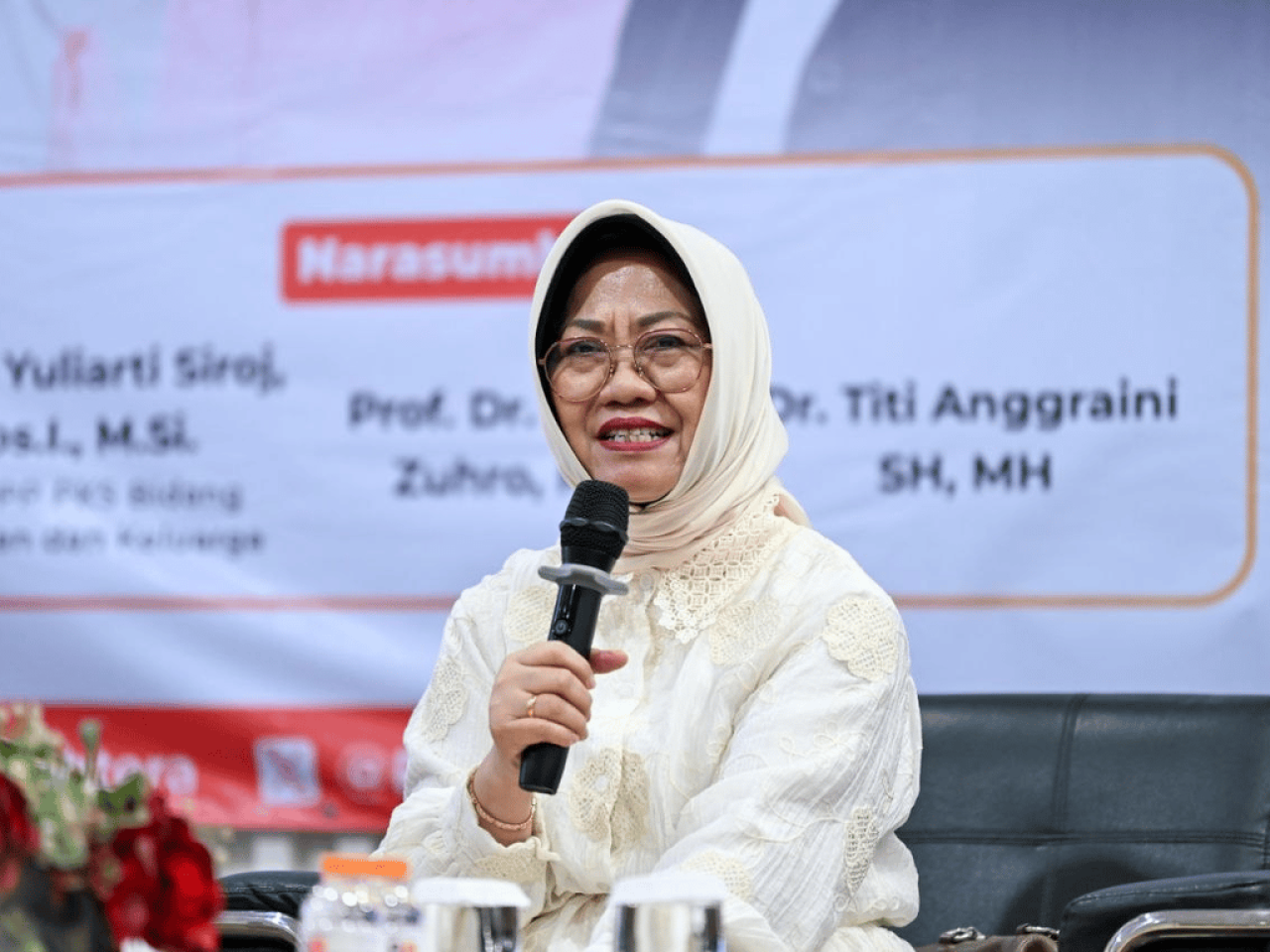 Peneliti Utama Badan Riset dan Inovasi Nasional (BRIN) Prof Siti Zuhro